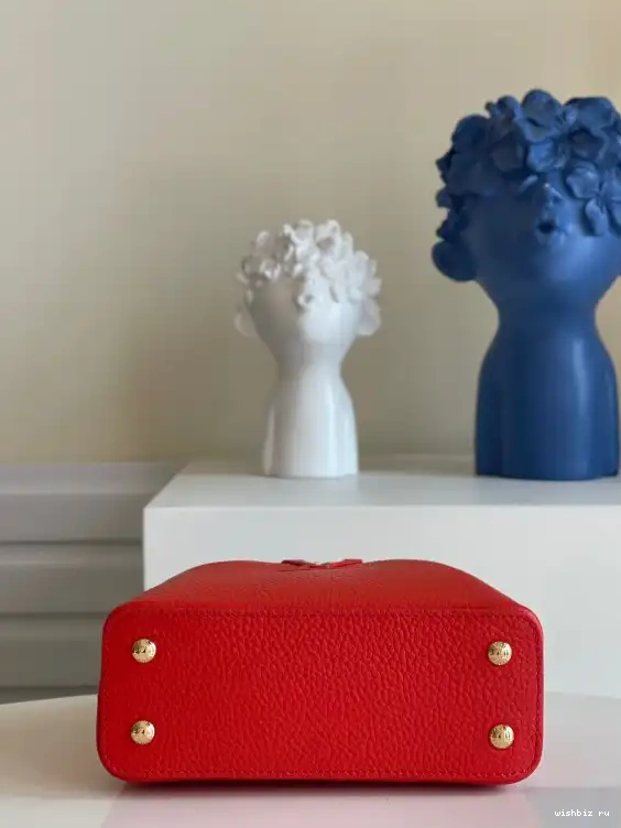 WIS CAPUCINES MINI VUITTON LOUIS 0627